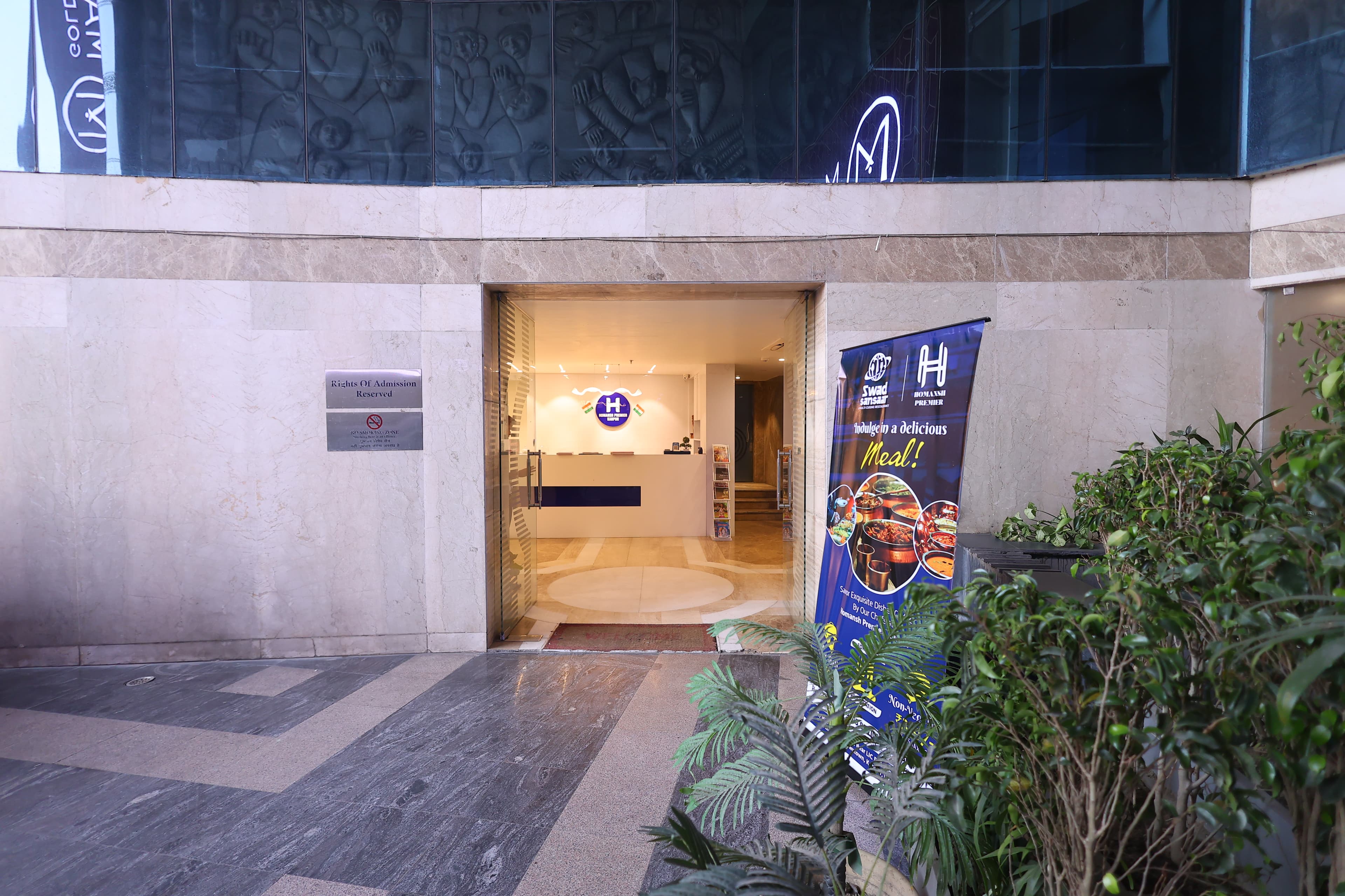 Hotel Gallery 9
