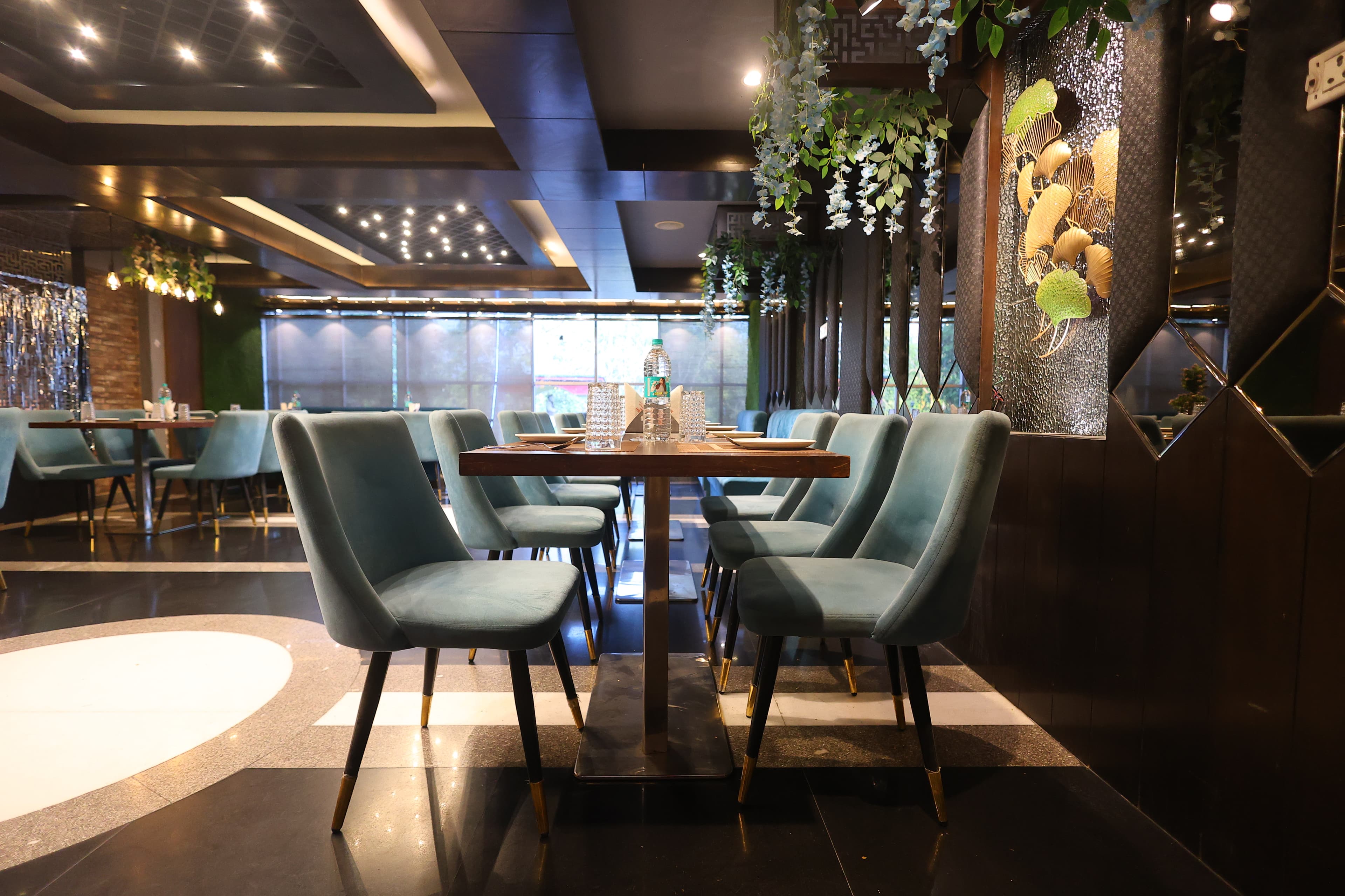 Hotel Gallery 19
