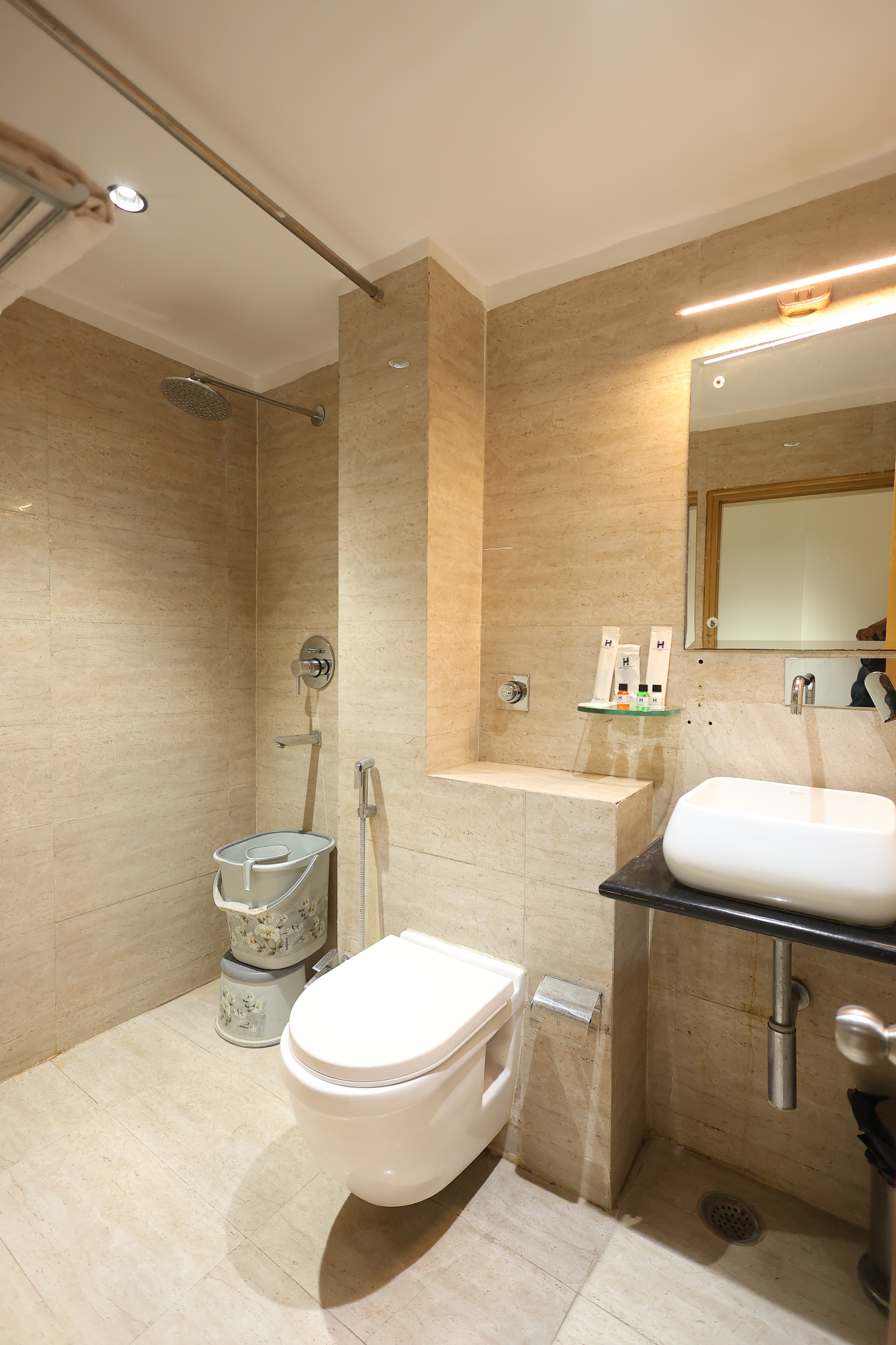 Hotel Gallery 43