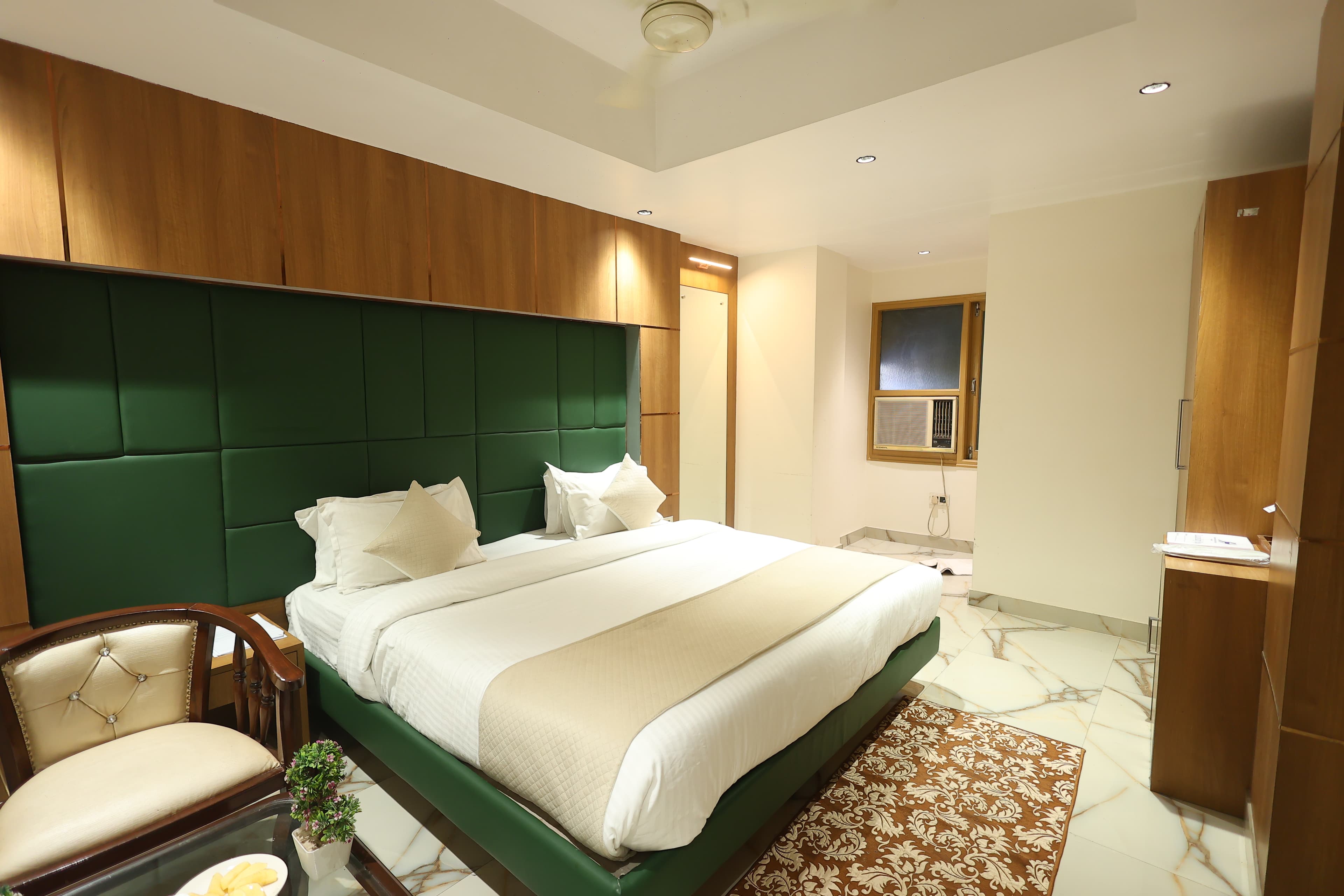 Hotel Gallery 48