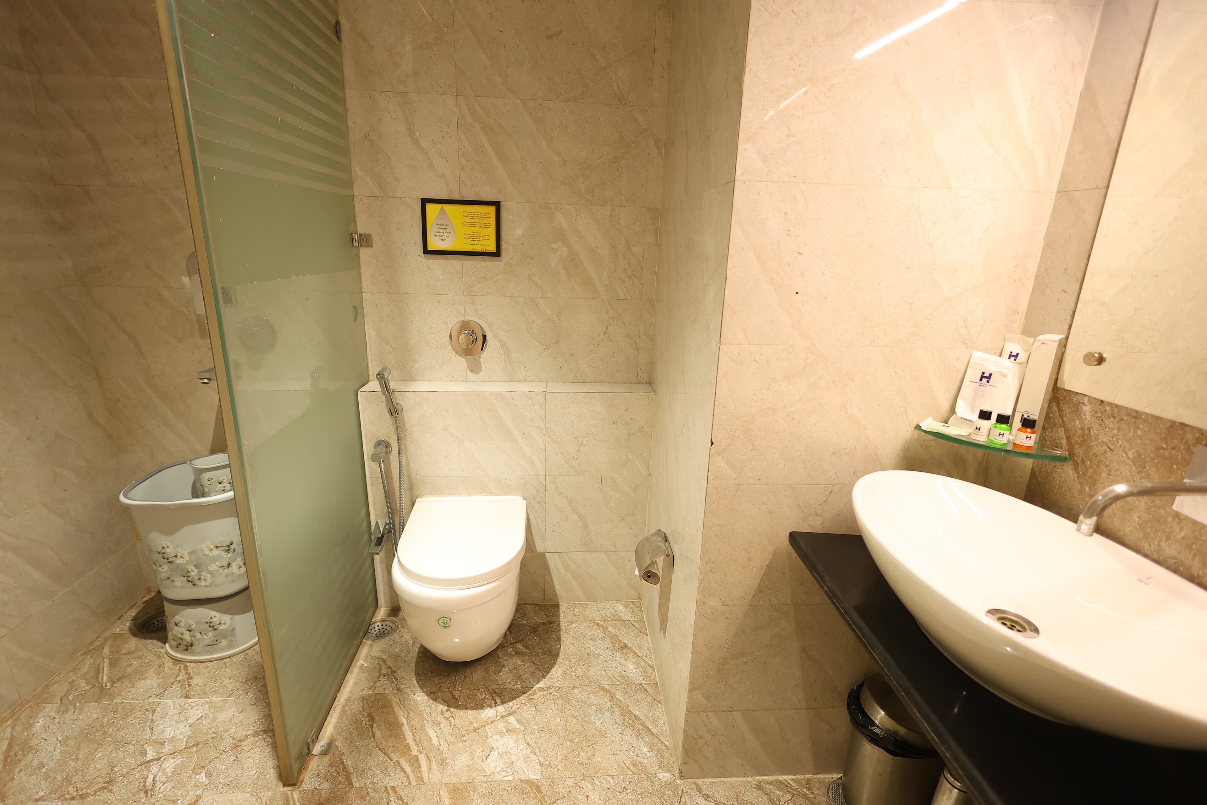 Hotel Gallery 125