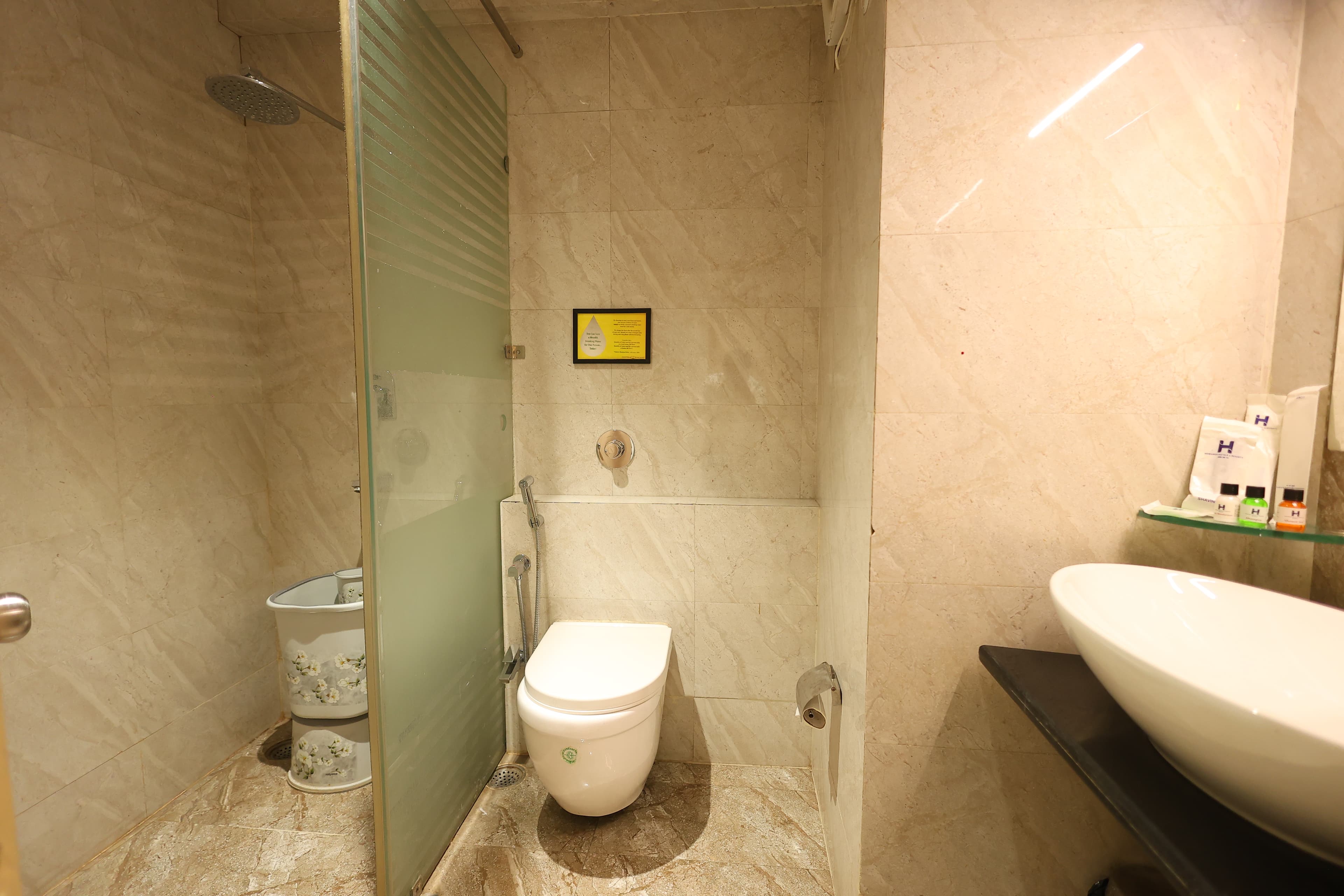 Hotel Gallery 133